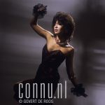 1980 Sandra Reemer at studio in Amsterdam Photo: Govert de Roos/Connu